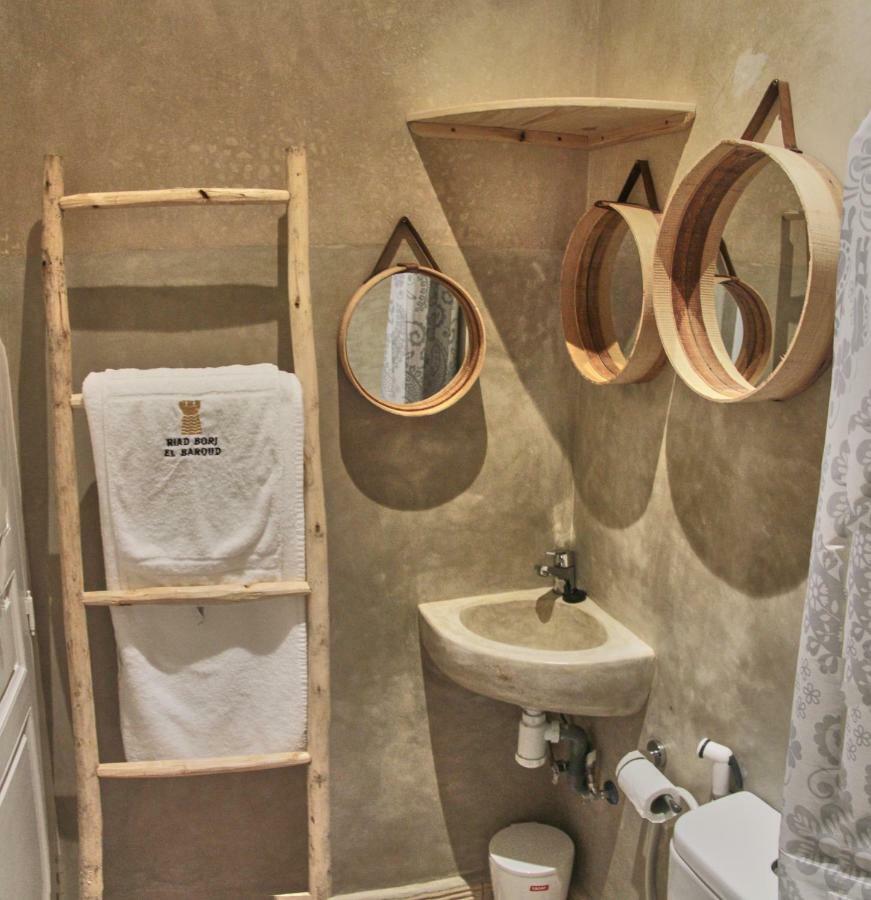 Riad Borj El Baroud As-Sawíra Exteriér fotografie